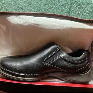 NWT Hush Puppies Men's Shoes (8.5)